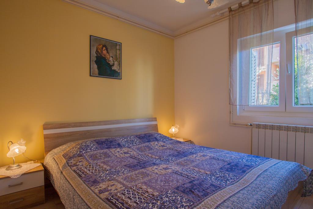 Apartments Tatjana Црес Экстерьер фото