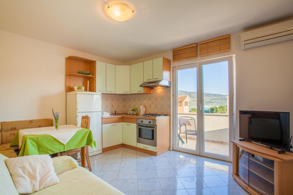 Apartments Tatjana Црес Экстерьер фото