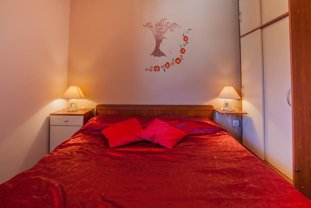 Apartments Tatjana Црес Экстерьер фото